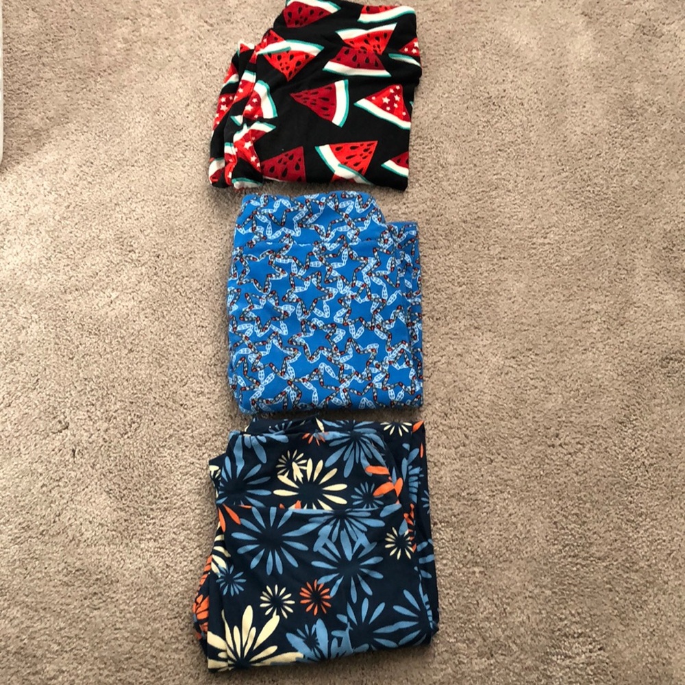 Lot of Americana Lularoe Leggings OS